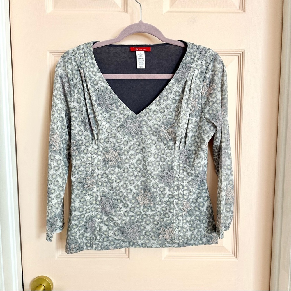 Grey floral Anne Klein top